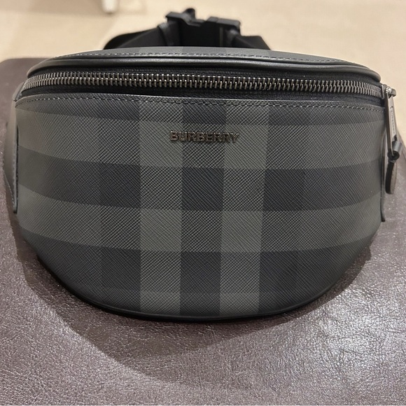 Burberry Cason Belt Bag in Charcoal - Picture 3 of 8
